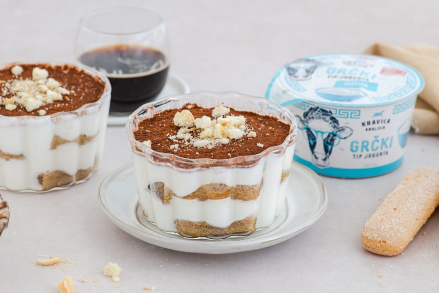 Lagani tiramisu u čaši